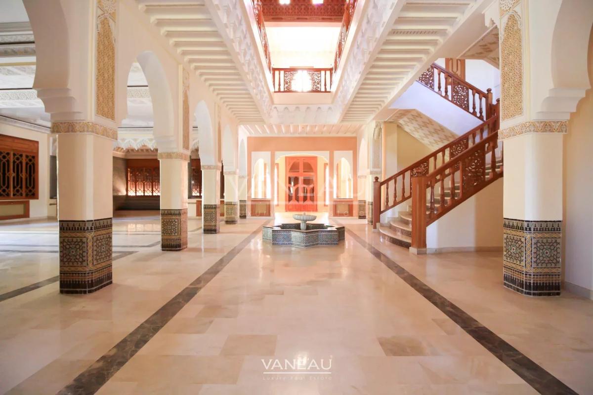 Route de Tahanaout de 1340m²