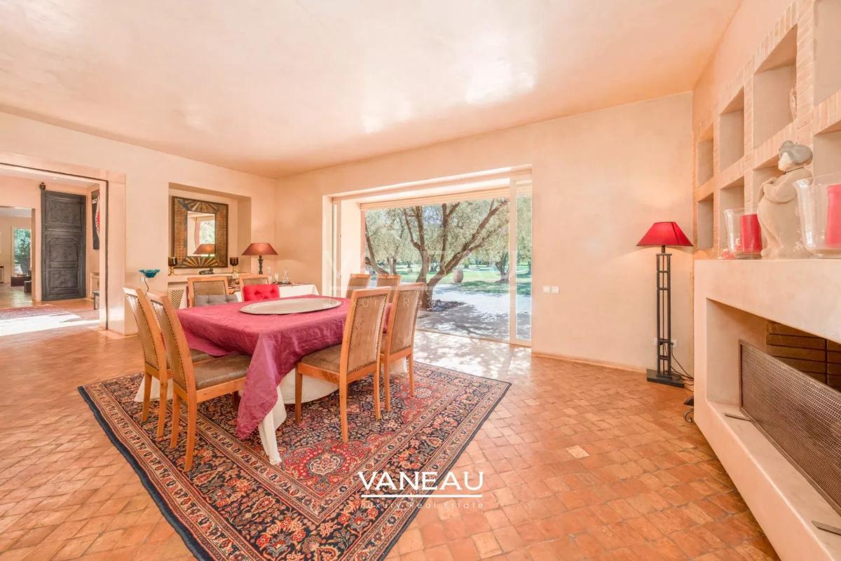 Propriété à vendre route de Fes avec VNA