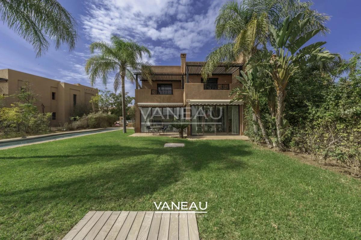 Villa front de front de golf  vue sur Atlas.