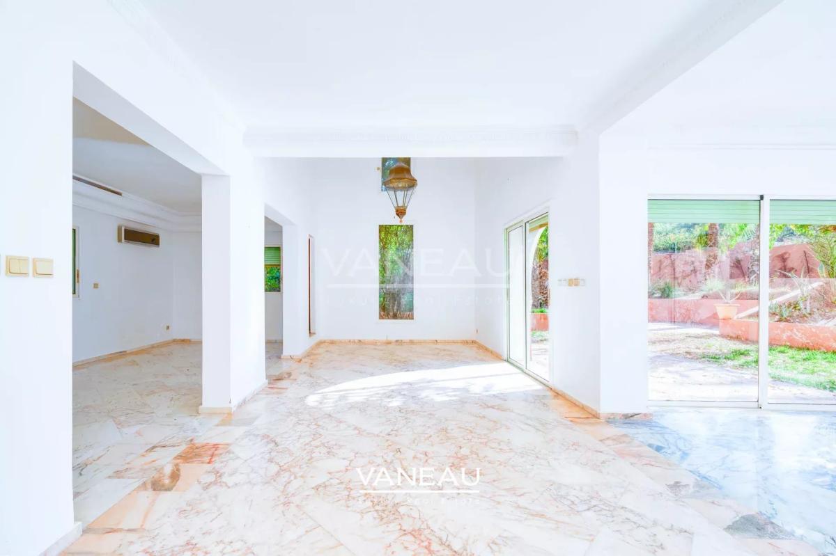 Grand appartement en duplex de trois chambres à la Palmeraie