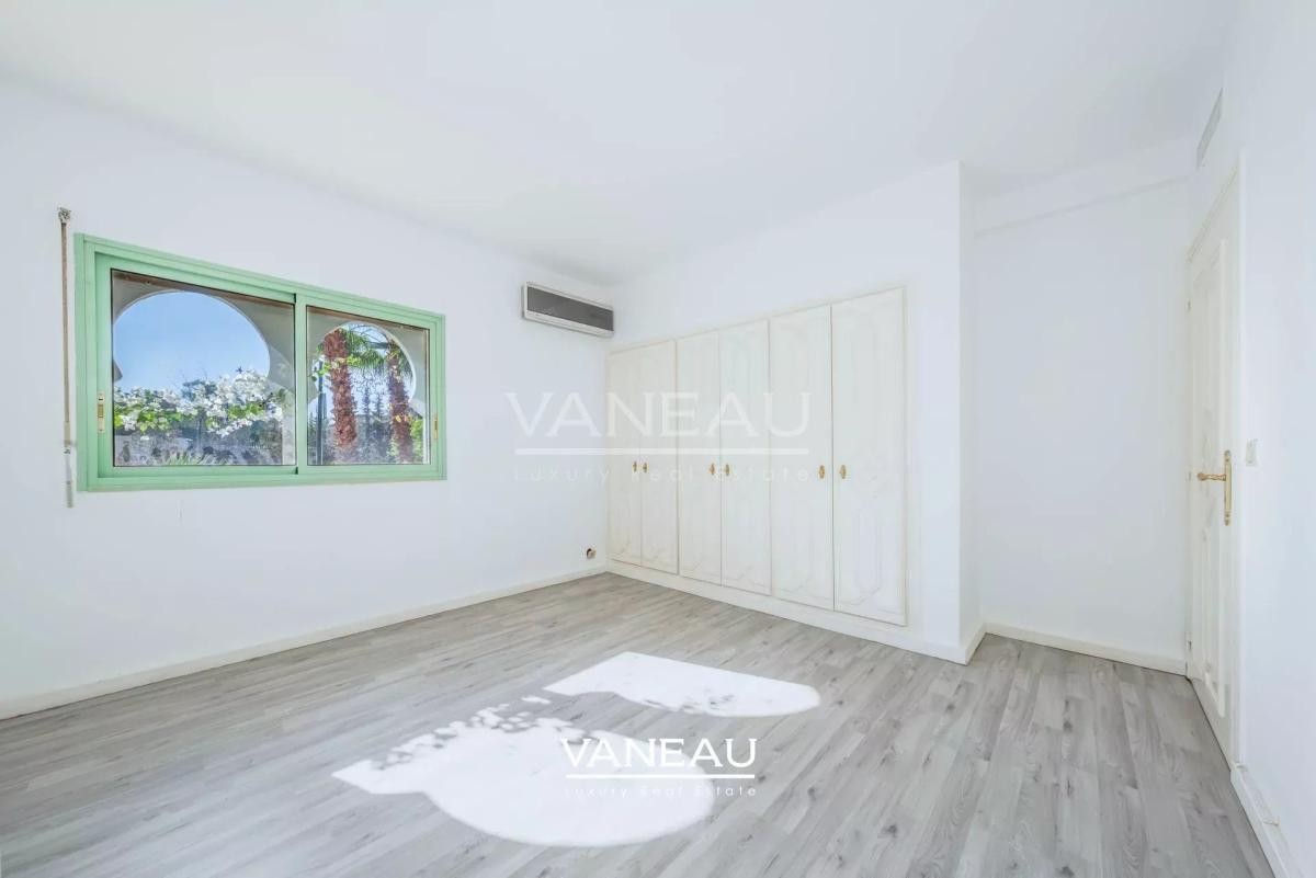 Grand appartement en duplex de trois chambres à la Palmeraie