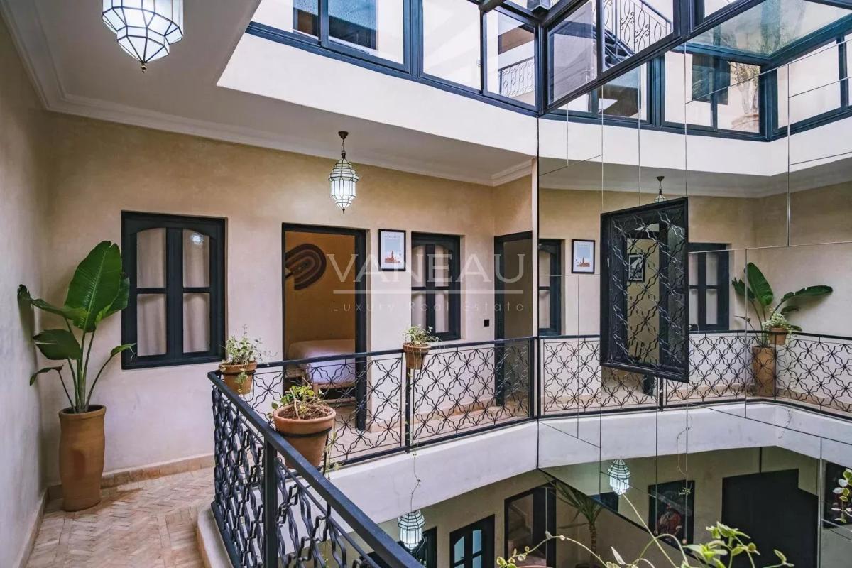 Riad trois chambres avec bassin et vue Koutoubia