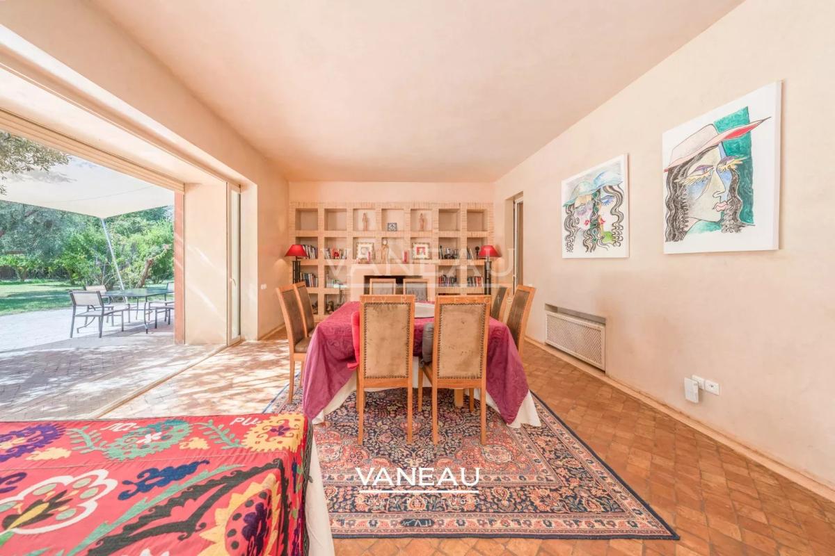 Propriété à vendre route de Fes avec VNA