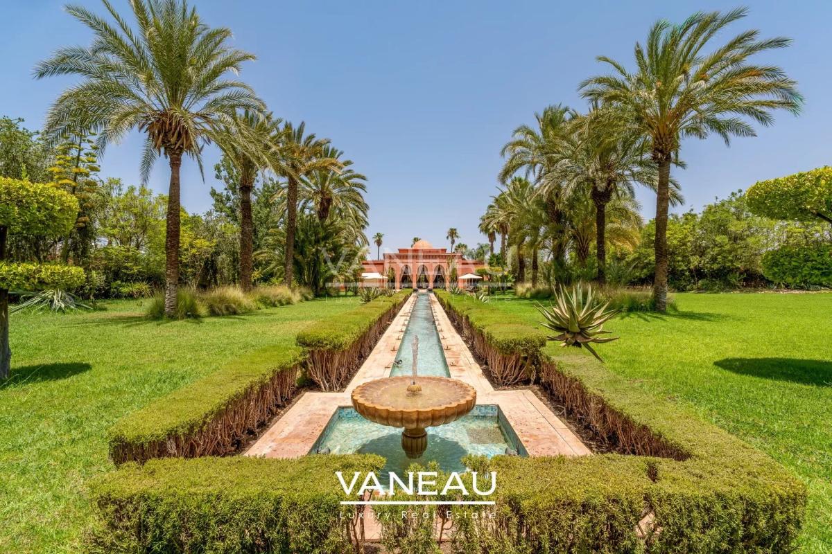 ***Villa au style Baroque vénitien****