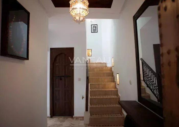 Joli Riad 4 chambres à Bab Doukala
