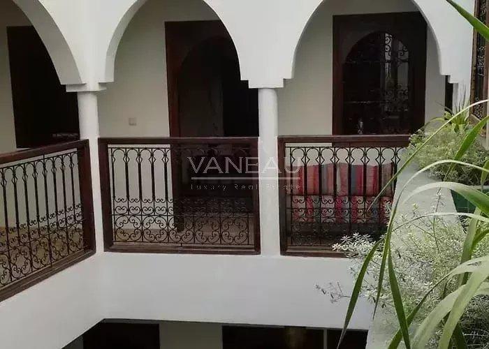 Joli Riad 4 chambres à Bab Doukala