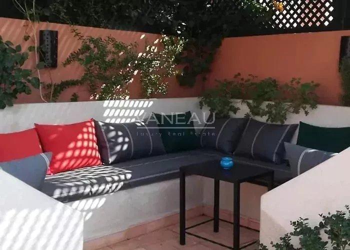 Joli Riad 4 chambres à Bab Doukala