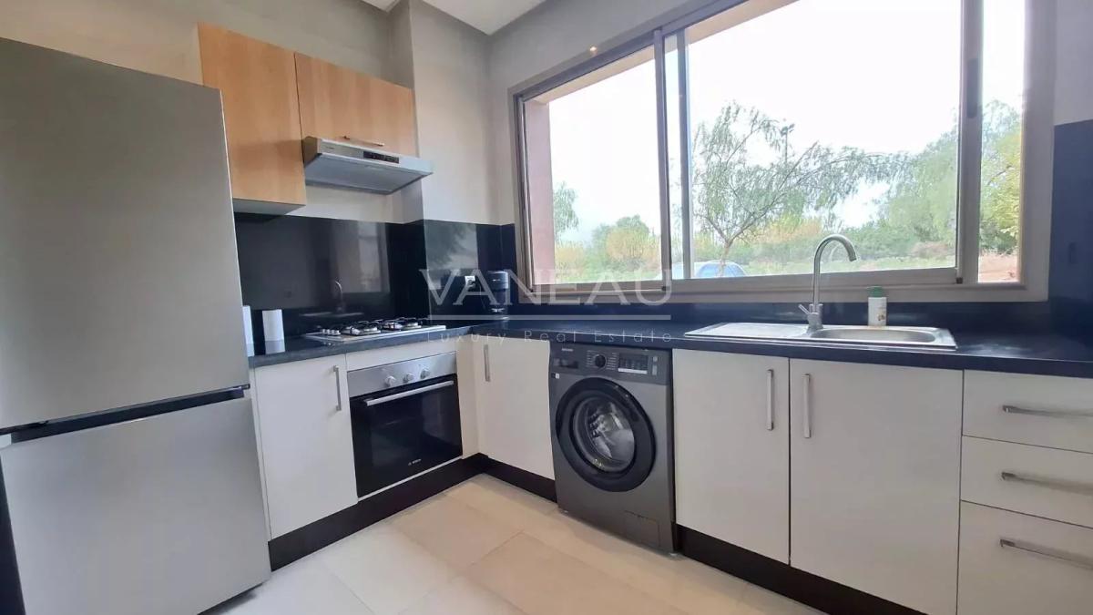 Bel appartment 3 chambres en rez-de-jardin.