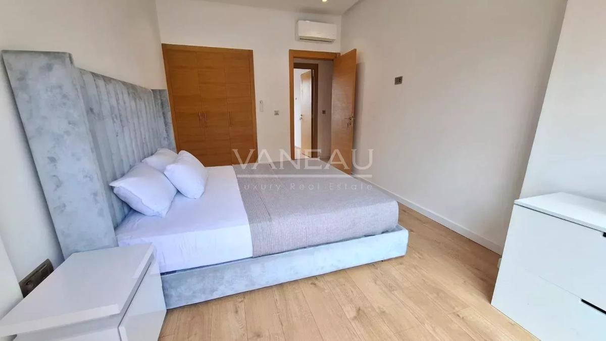 Bel appartment 3 chambres en rez-de-jardin.