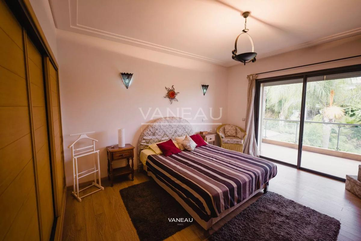 Villa de 650 m² à vendre sur Bouskoura - Maroc