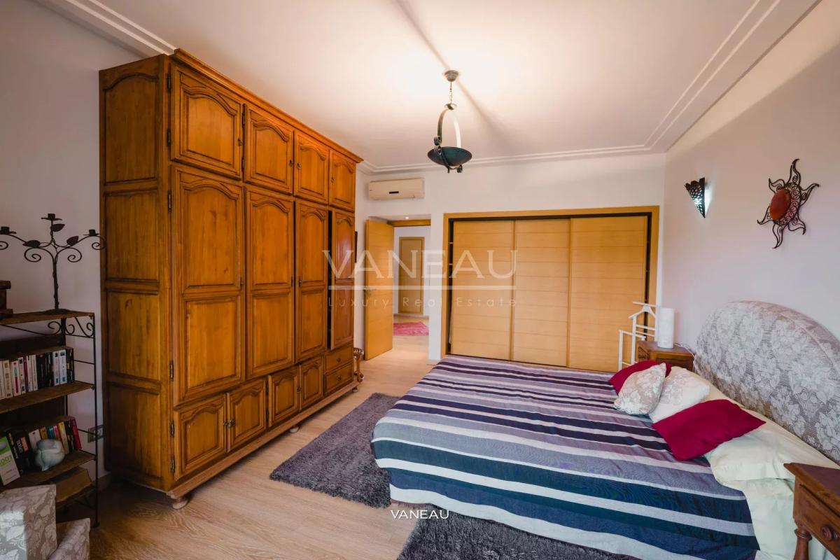 Villa de 650 m² à vendre sur Bouskoura - Maroc