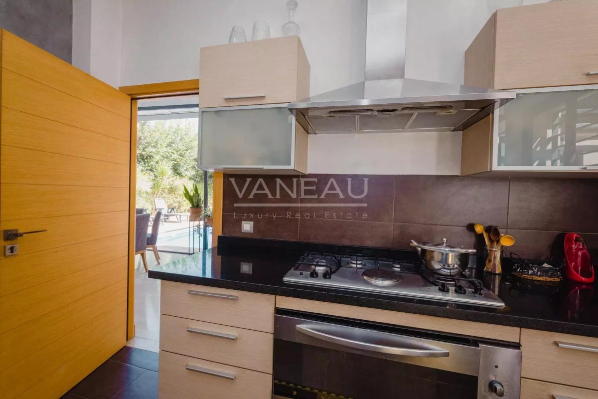 Villa de 730 m² à vendre sur Bouskoura - Maroc