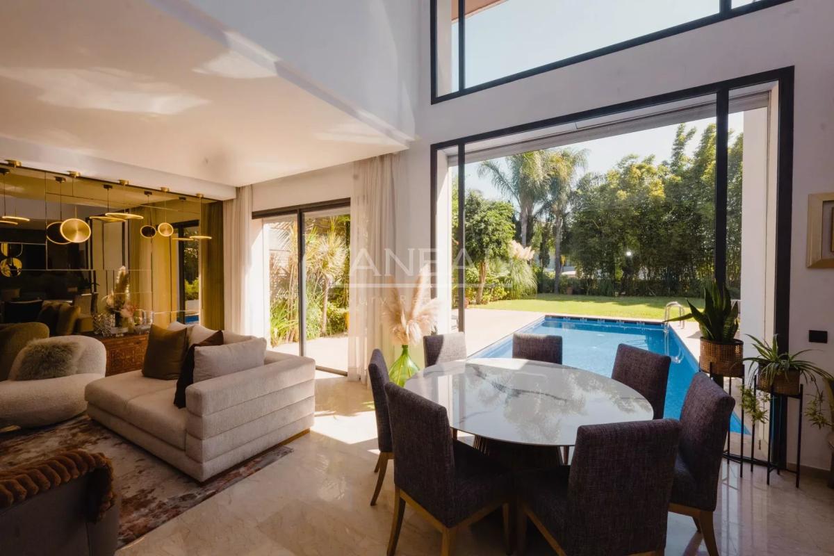 Villa de 730 m² à vendre sur Bouskoura - Maroc