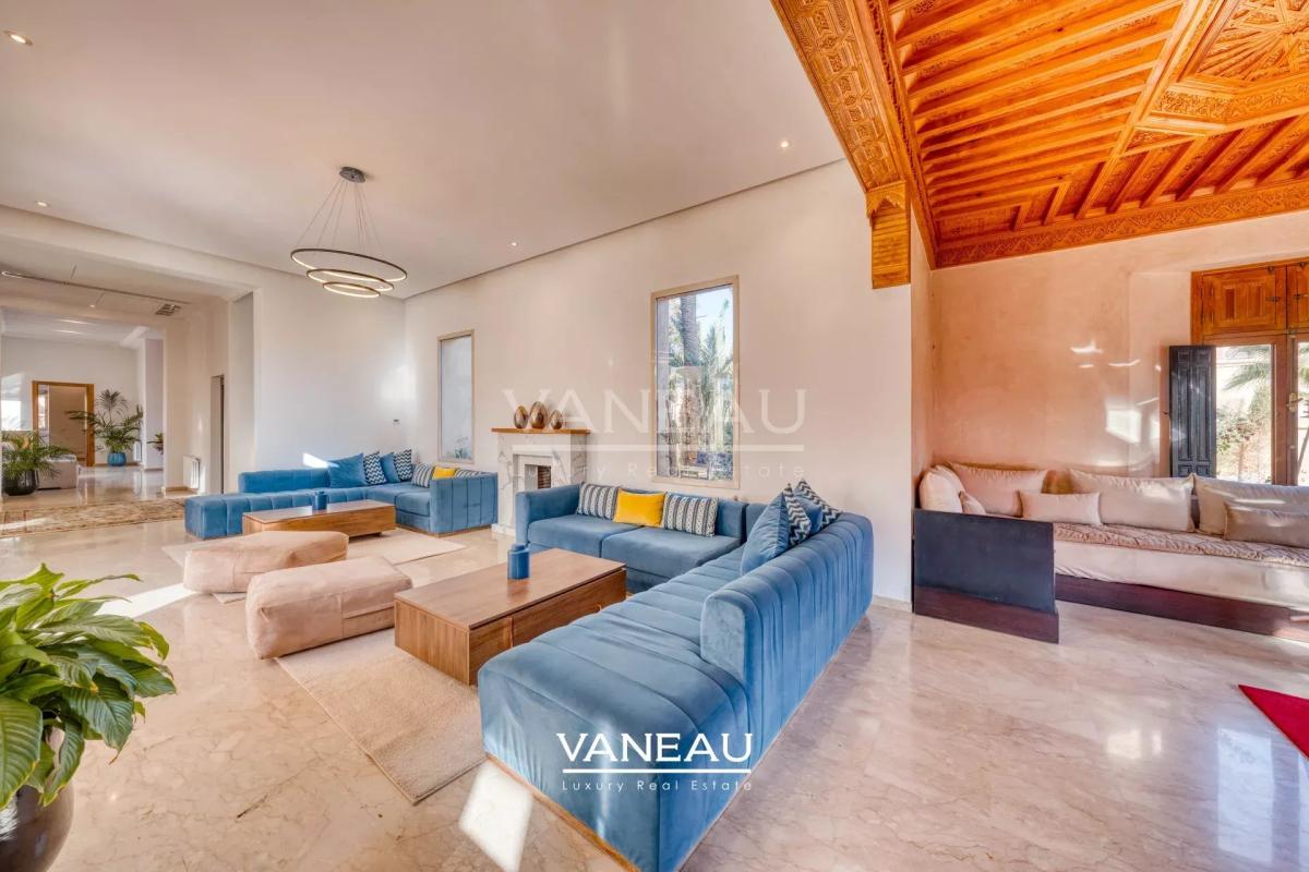 Sompteuse villa nichée au coeur de la Palmeraie