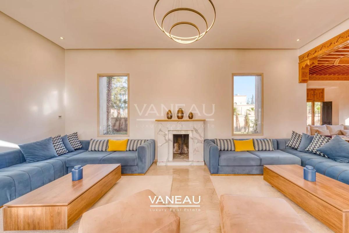 Sompteuse villa nichée au coeur de la Palmeraie