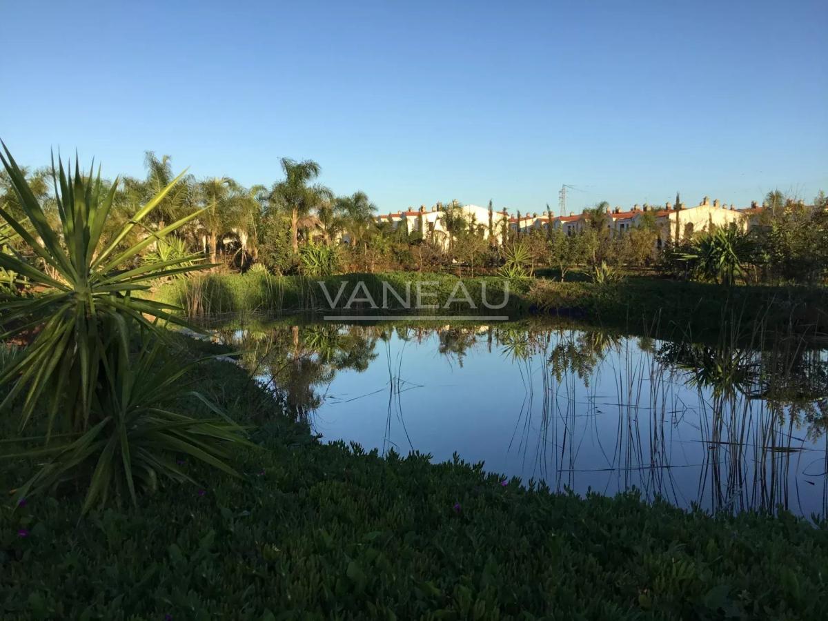 BENSLIMANE - DOMAINE DE PRESTIGE 13 HECTARES - 2 VILLAS DE LUXE 