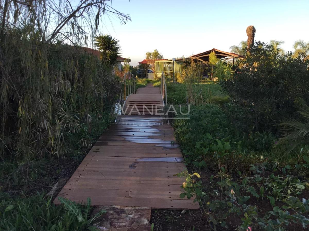 BENSLIMANE - DOMAINE DE PRESTIGE 13 HECTARES - 2 VILLAS DE LUXE 