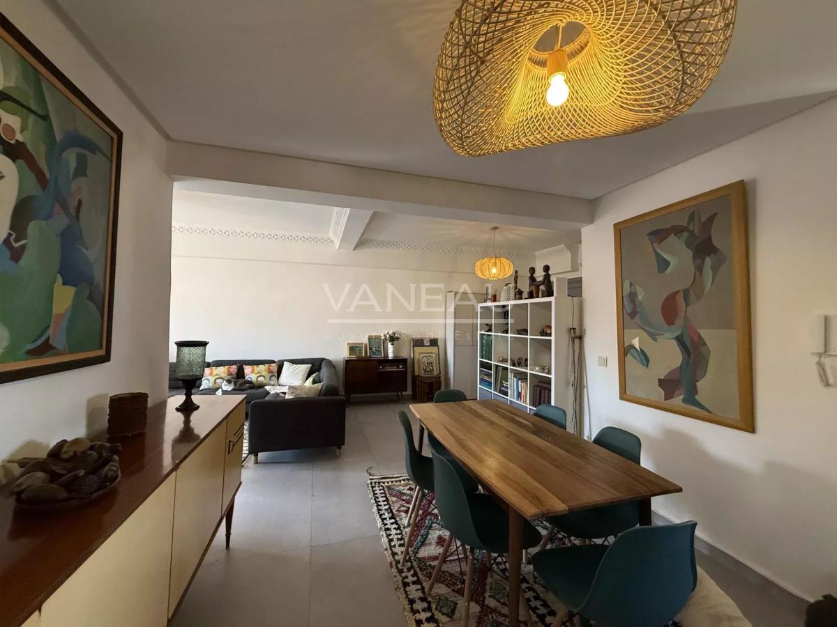 APPARTEMENT 2 CHAMBRES 5 ème étage