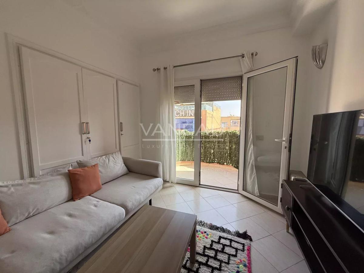 APPARTEMENT 2 CHAMBRES 5 ème étage