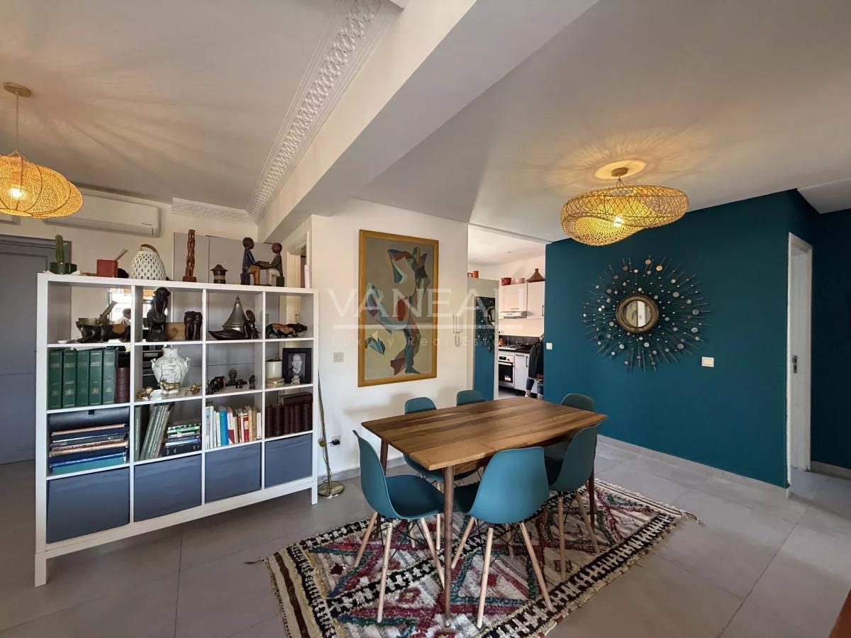 APPARTEMENT 2 CHAMBRES 5 ème étage