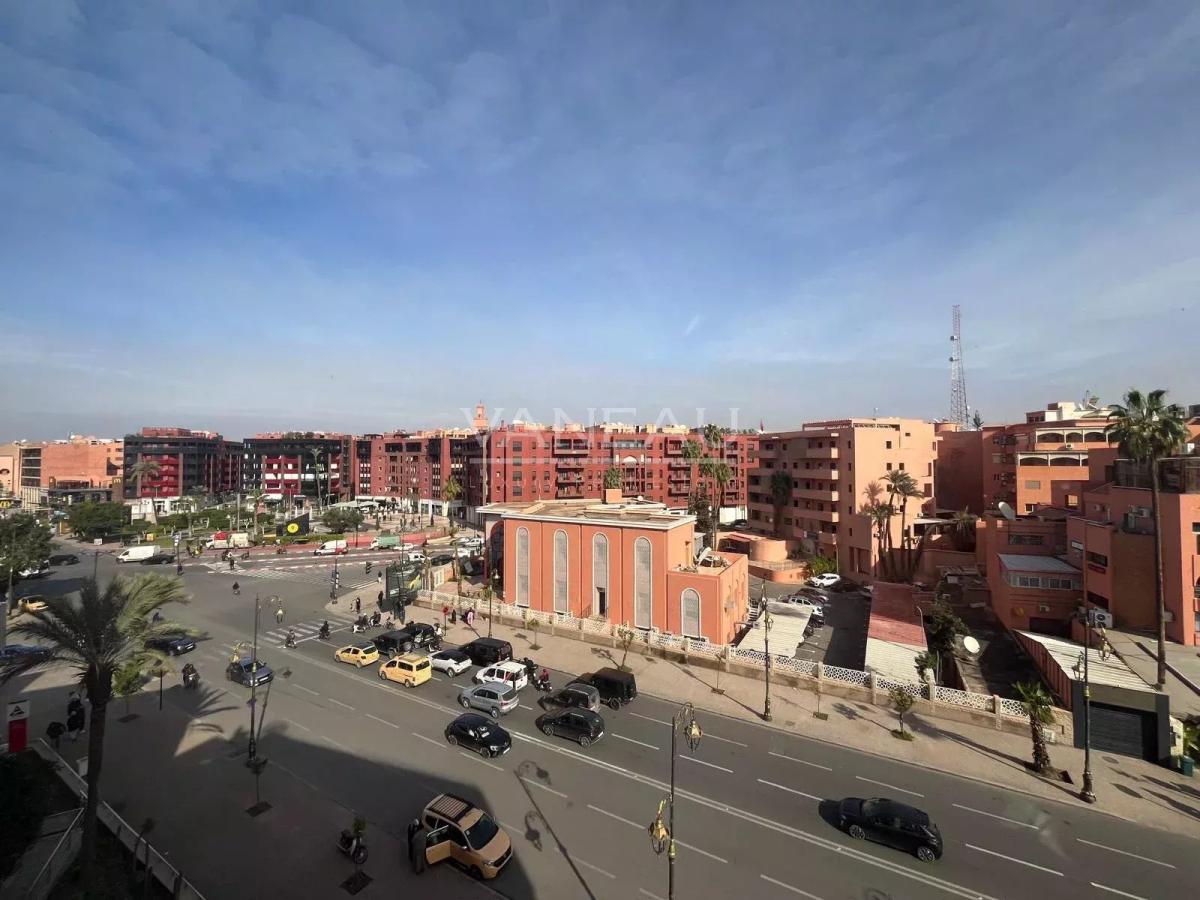 ****Bureau à louer Centre Gueliz ****