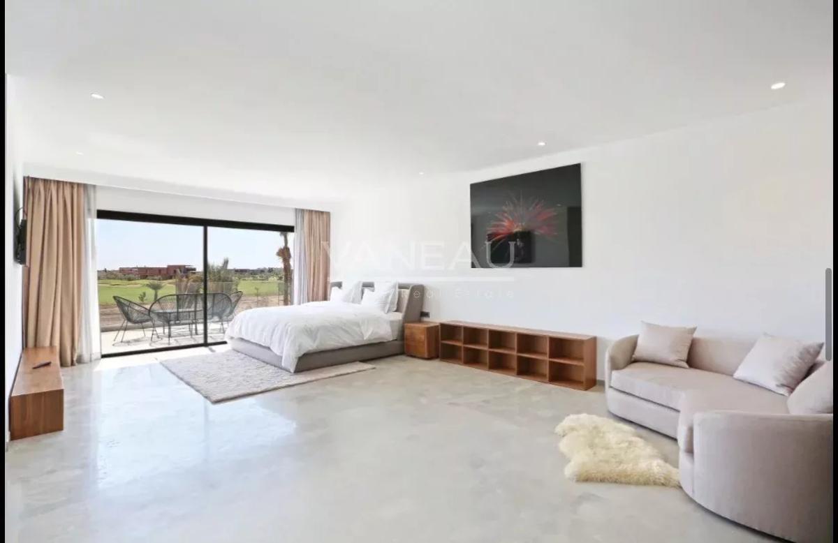 Magnifique villa contemporaine front de golf