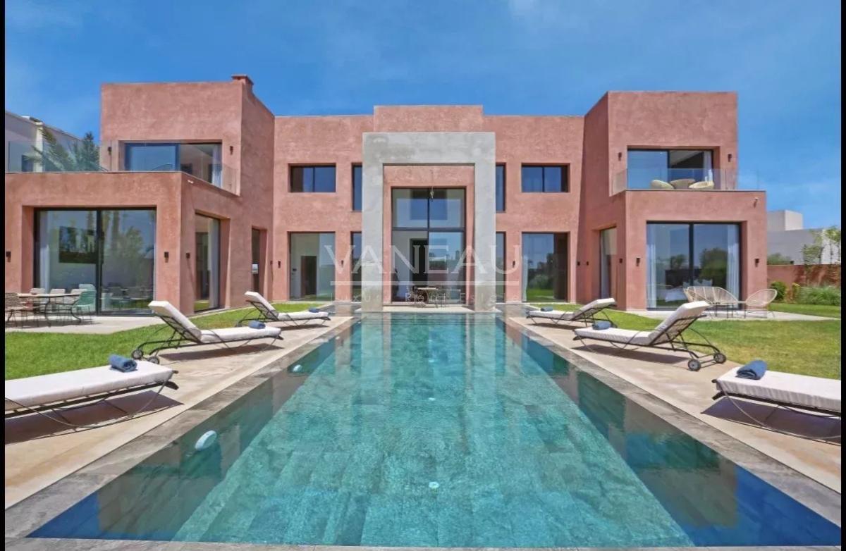 Magnifique villa contemporaine front de golf