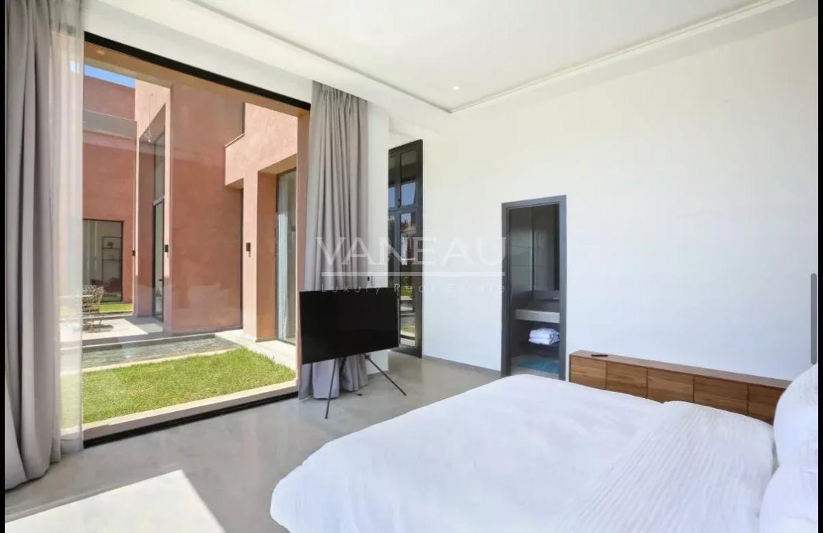 Magnifique villa contemporaine front de golf