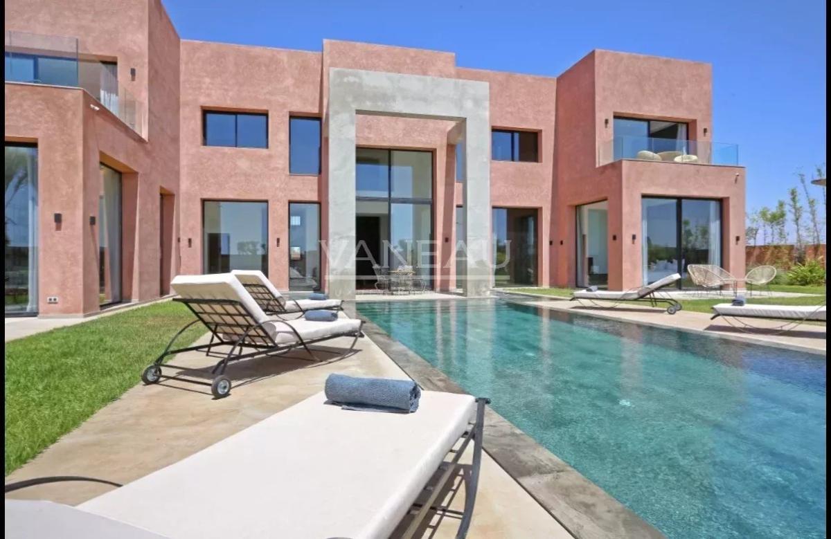 Magnifique villa contemporaine front de golf