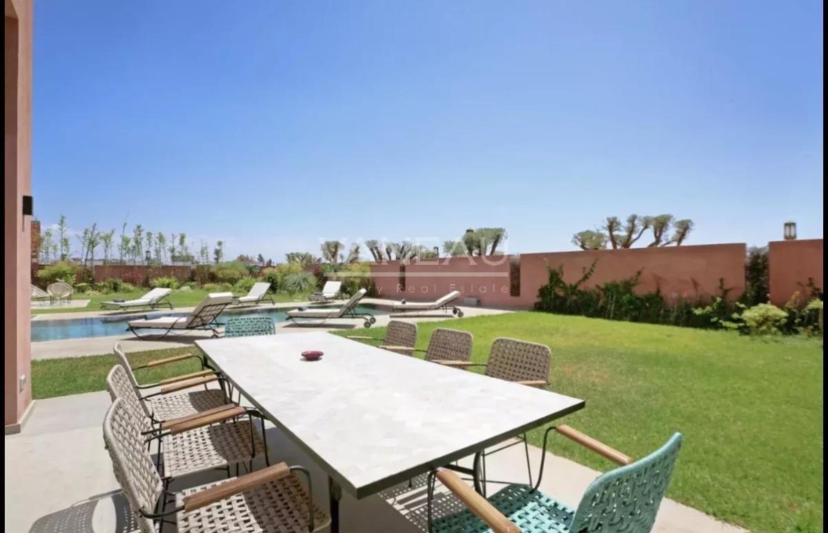 Magnifique villa contemporaine front de golf