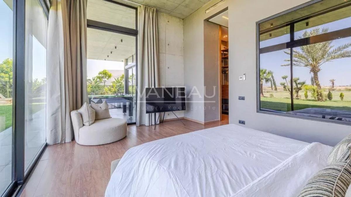 Villa d'architecte en 1ère ligne de golf