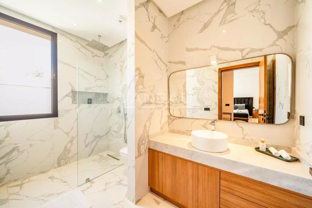 Villa neuve 4 suites location longue durée