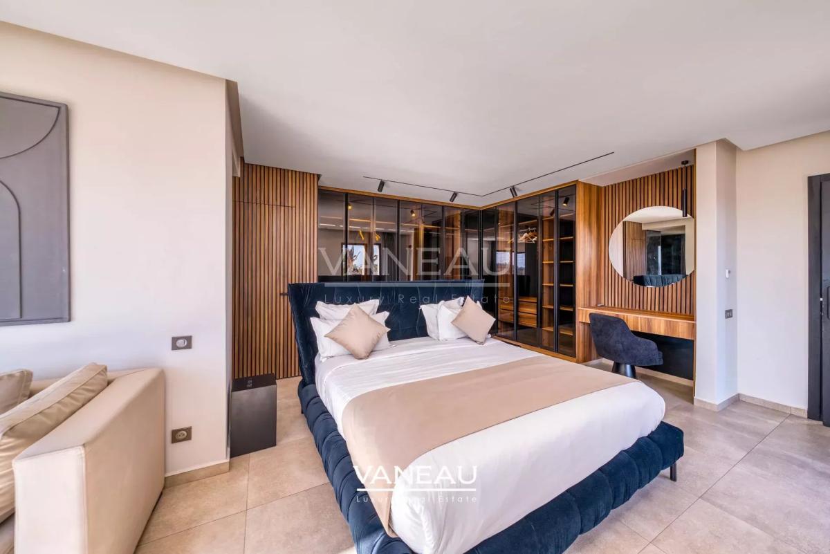 **À Vendre : Villa d’Exception sur le Golf Akenza à Marrakech**