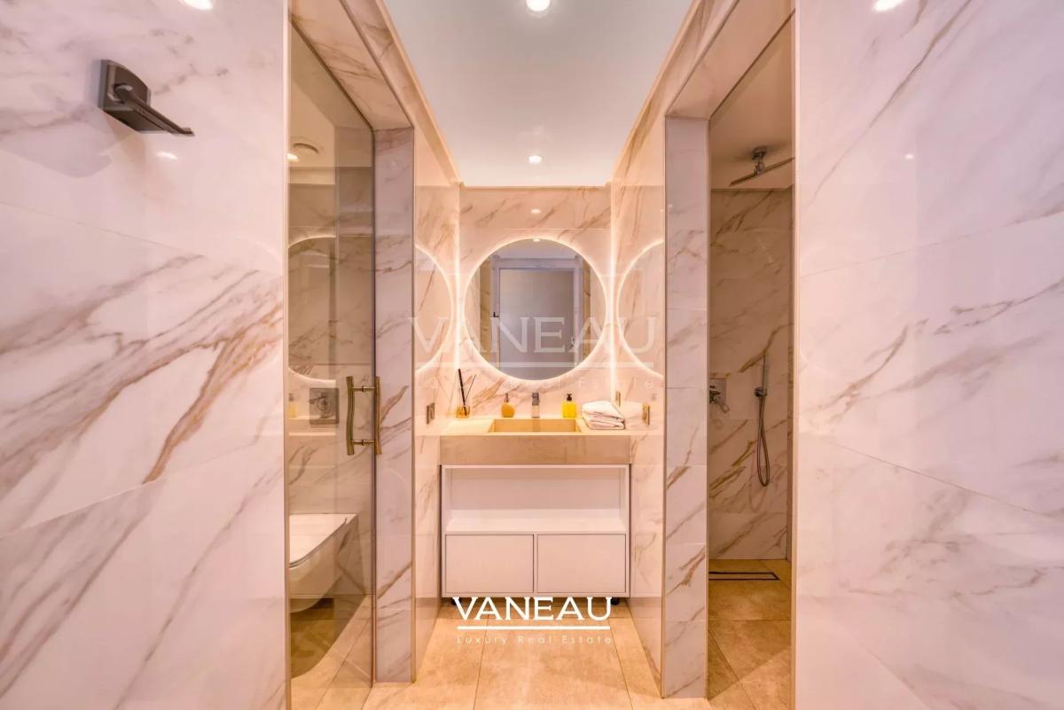 **À Vendre : Villa d’Exception sur le Golf Akenza à Marrakech**