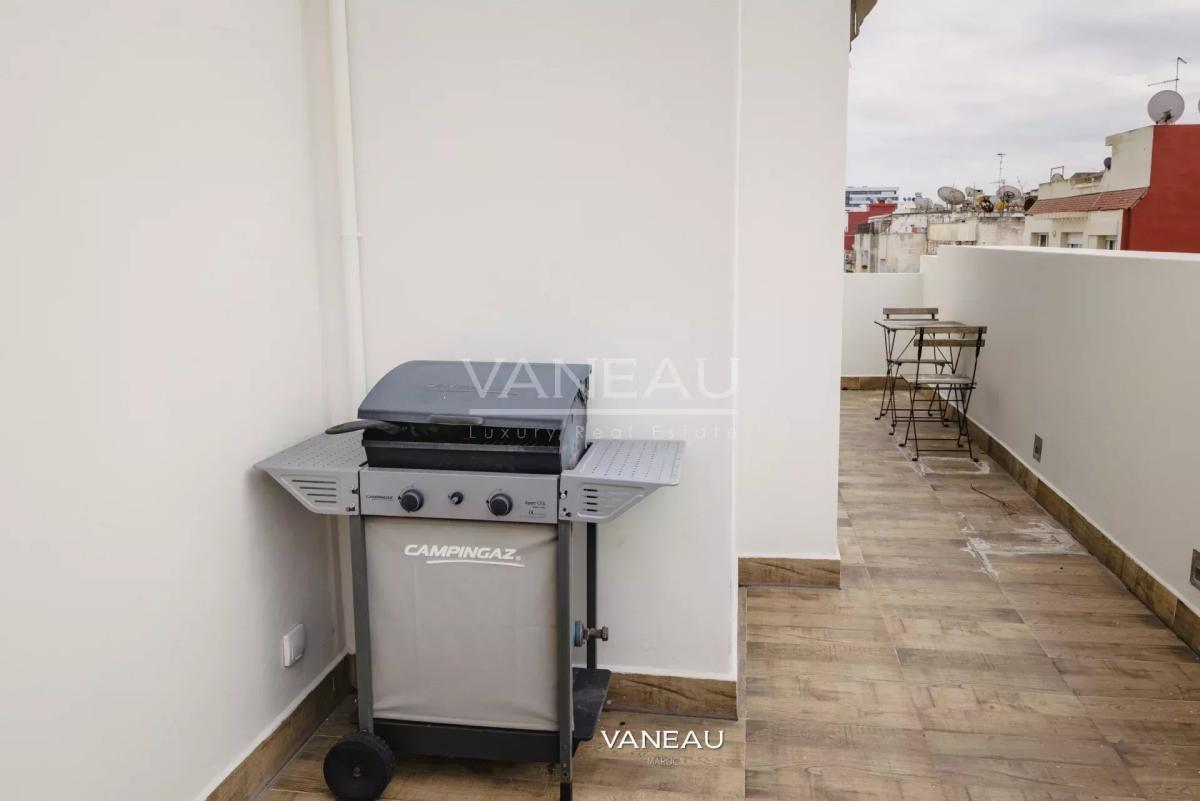 Appartement Meublé 100 m² – Dernier Étage – Maarif Extension
