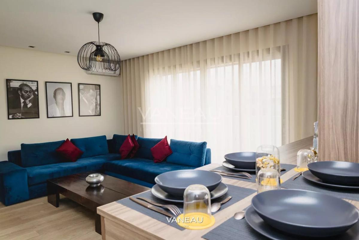 Appartement Meublé 100 m² – Dernier Étage – Maarif Extension