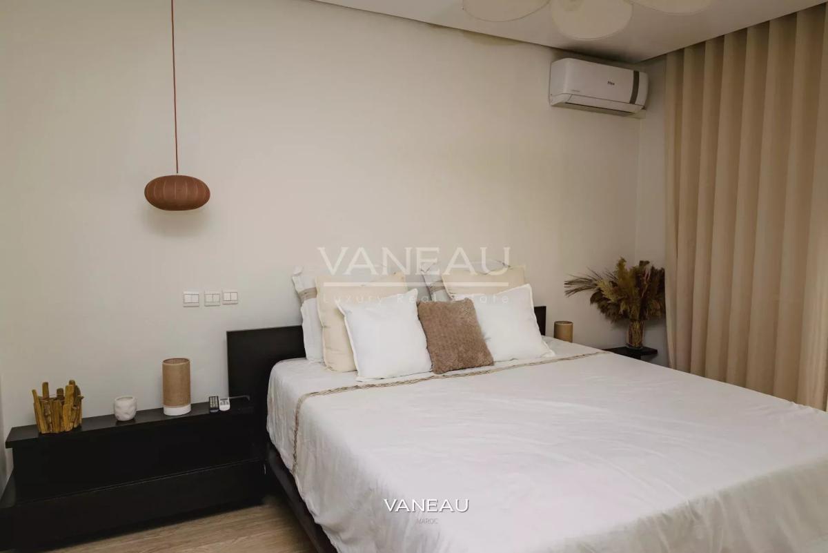 Appartement Meublé 100 m² – Dernier Étage – Maarif Extension