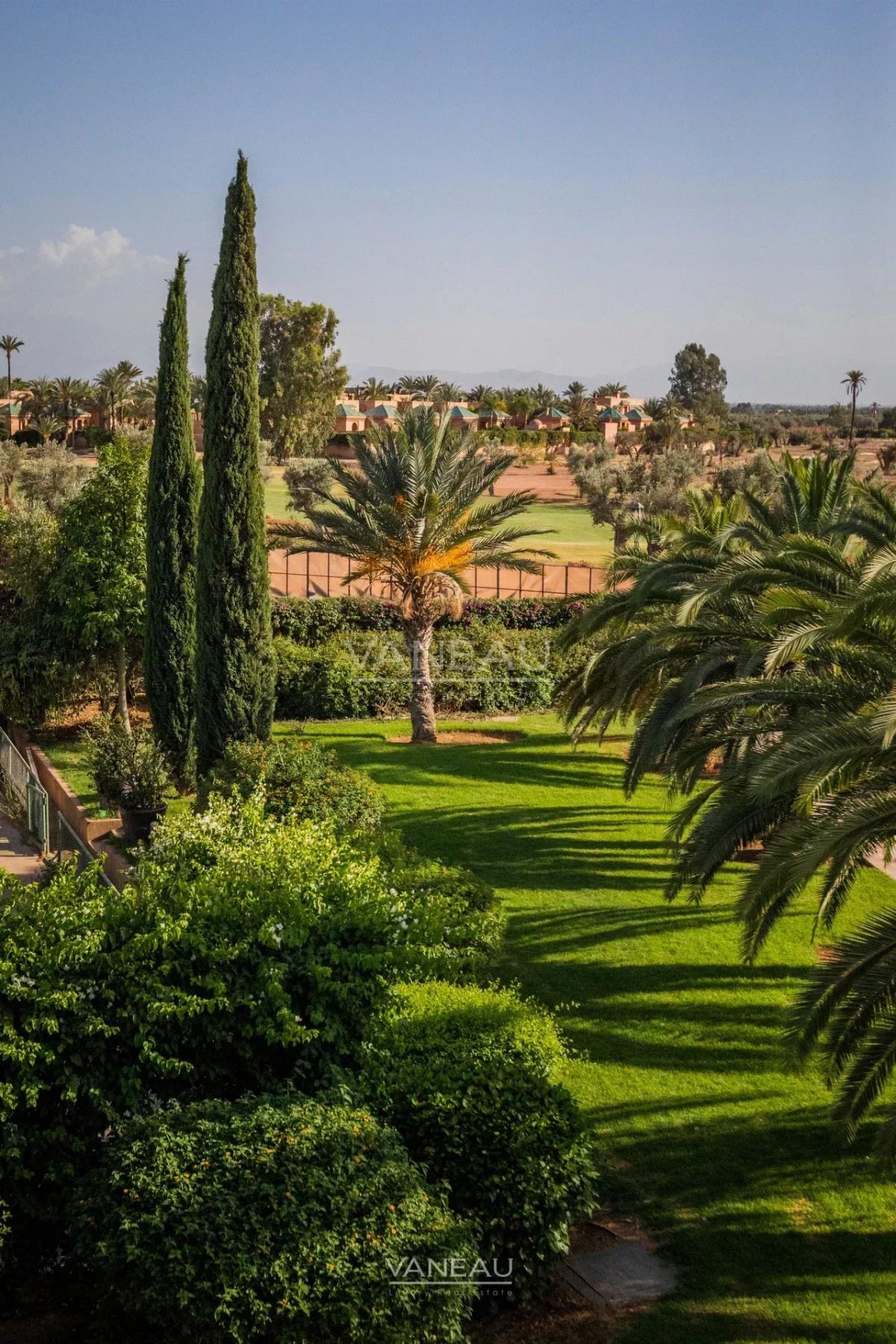 SUPERBE PROPRIÉTÉ À VENDRE AU COEUR D'UN GOLF DE PRÉSTIGE À MARR