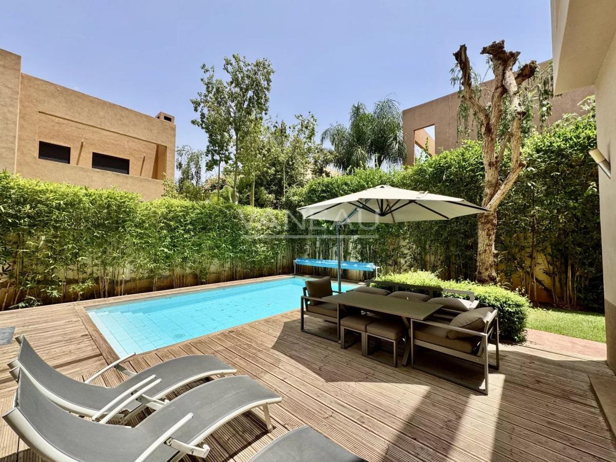 Villa à Louer Sur Golf- Amelkis