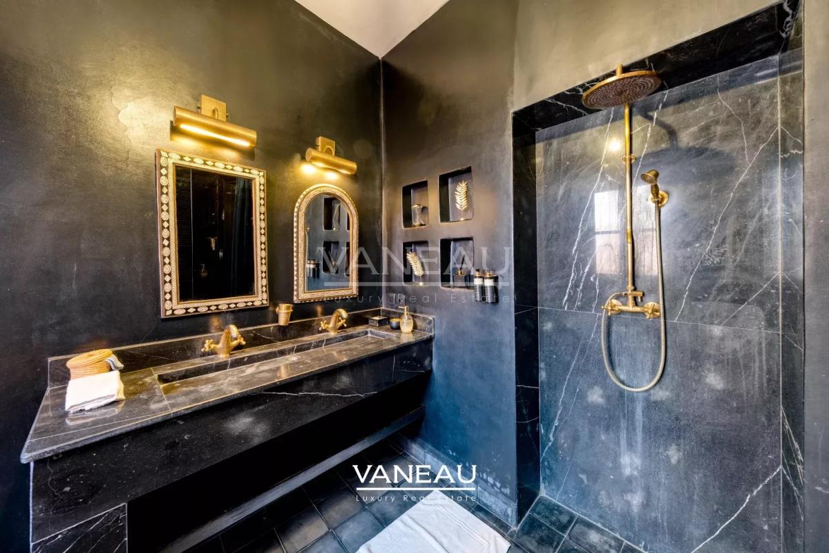 Riad d'exception  5 chambres  à Laksour