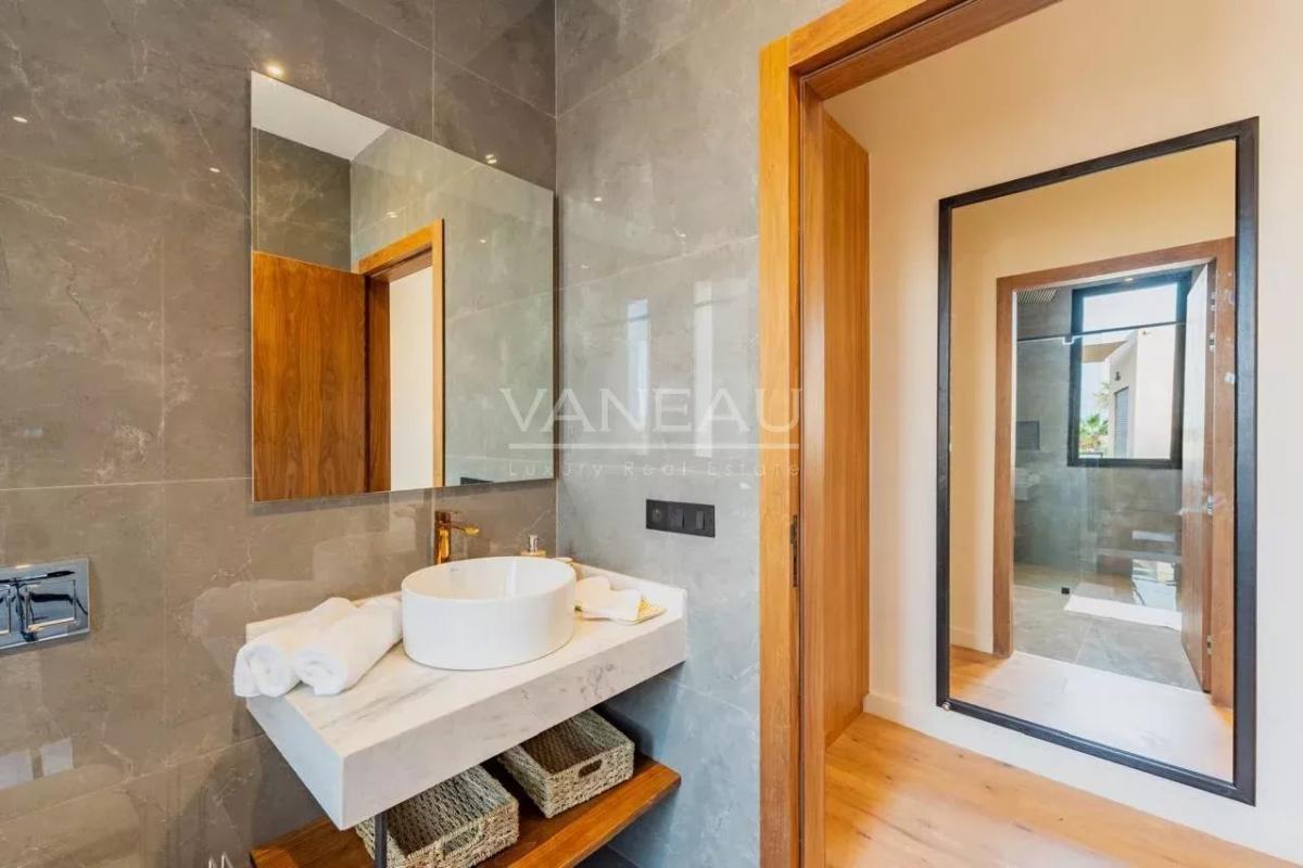 VILLA NEUVE 4 SUITES