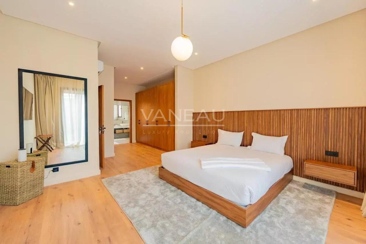 VILLA NEUVE 4 SUITES