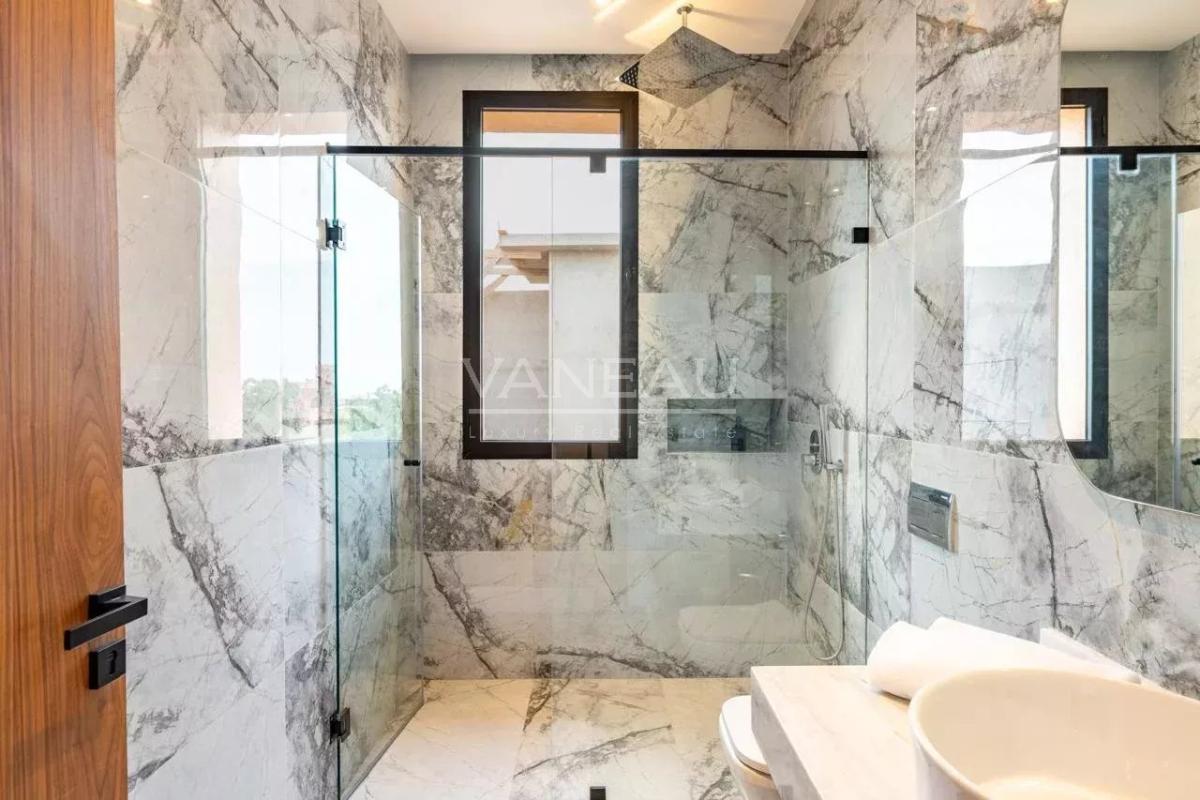 VILLA NEUVE 4 SUITES