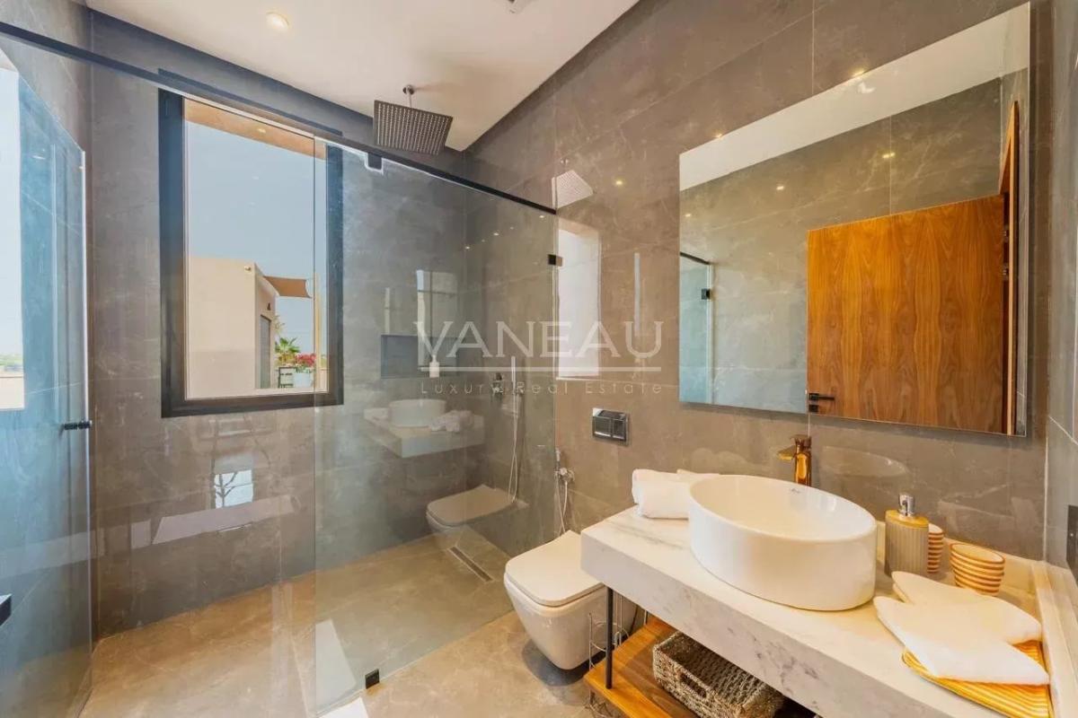 VILLA NEUVE 4 SUITES