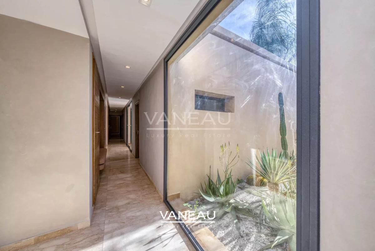 Grande villa en premiere ligne de golf à Almaaden