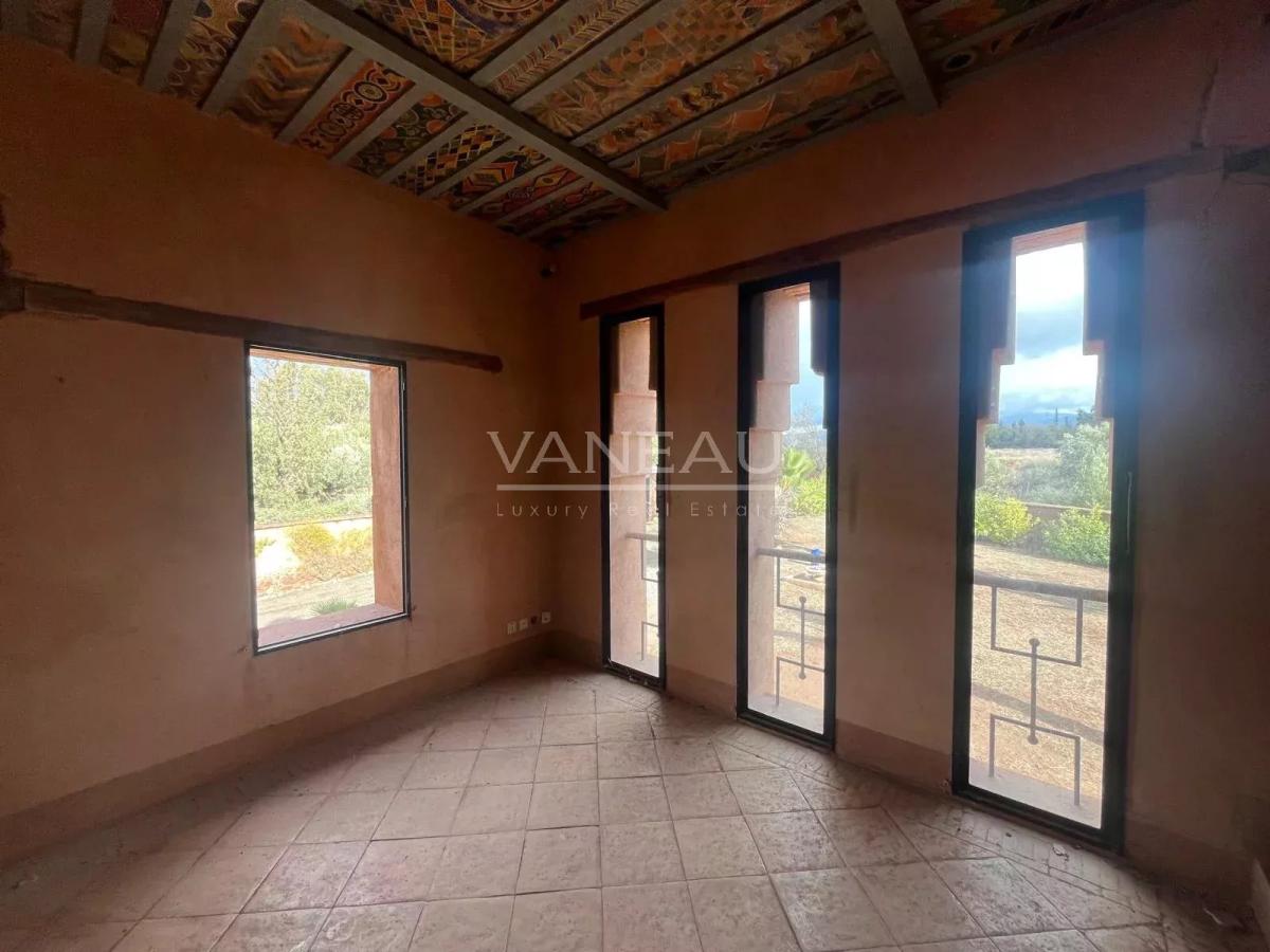 ***Maison VNA sur 6700m² de terrain Rte de l'Ourika***