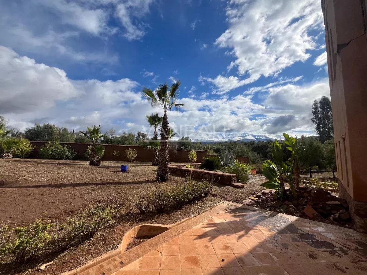 ***Maison VNA sur 6700m² de terrain Rte de l'Ourika***