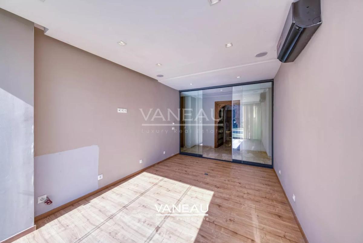 Grande villa en premiere ligne de golf à Almaaden