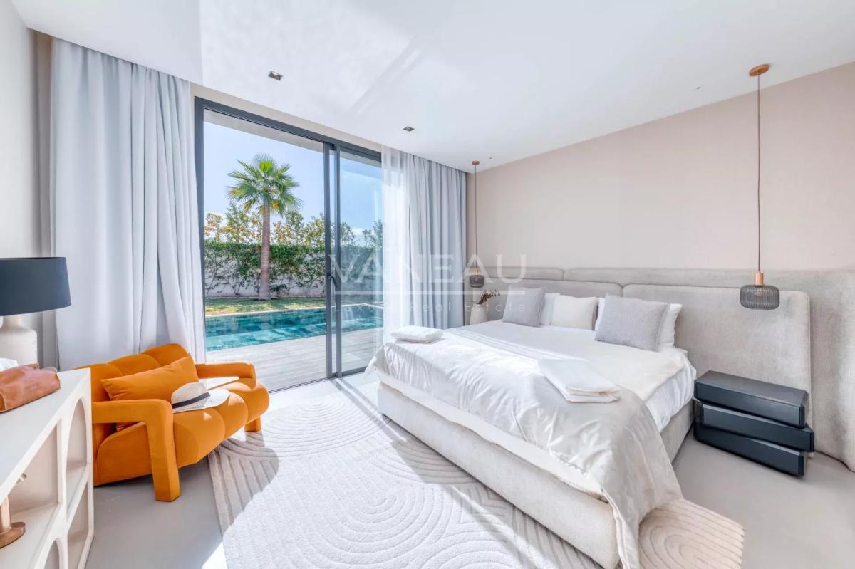 VILLA PLAIN-PIED 4 SUITES