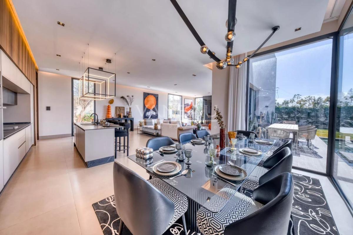 VILLA PLAIN-PIED 4 SUITES